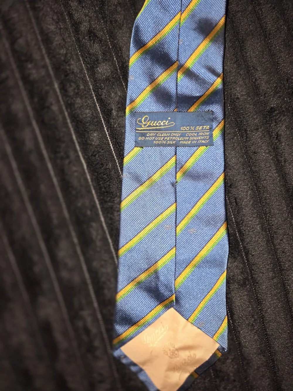 Vintage Gucci Blue Tie with Yellow Diagonal Stripes